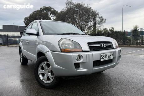 Silver 2009 Hyundai Tucson Wagon Sx