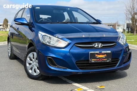 Blue 2017 Hyundai Accent Hatchback Active