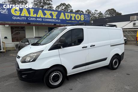 White 2015 Ford Transit Custom Van 290S (Swb)