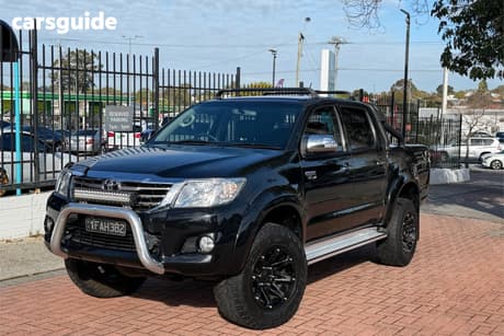 Black 2012 Toyota Hilux Dual Cab Pick-up Sr5 (4X4)