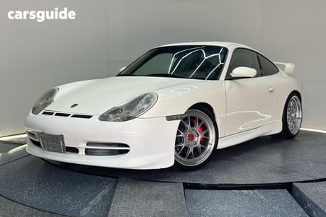 White 2000 Porsche 911 Coupe Carrera
