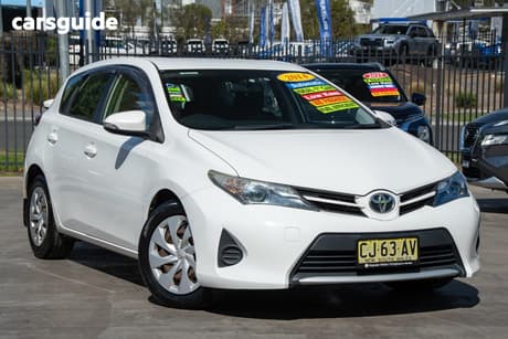 White 2014 Toyota Corolla Hatchback Ascent