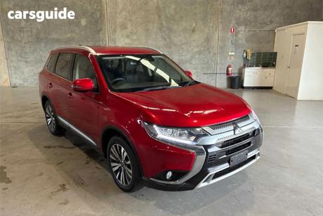 Red 2020 Mitsubishi Outlander Wagon Ls 7 Seat (2Wd)