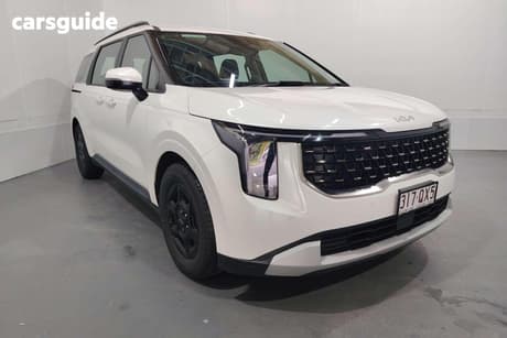 White 2024 Kia Carnival Wagon S