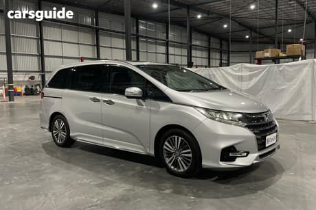 Silver 2018 Honda Odyssey Wagon Vti-L