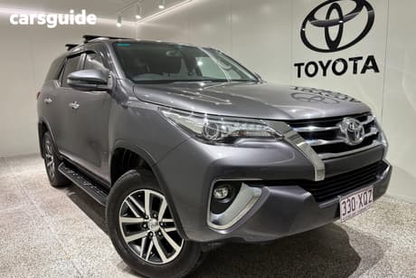 Grey 2017 Toyota Fortuner Wagon Crusade