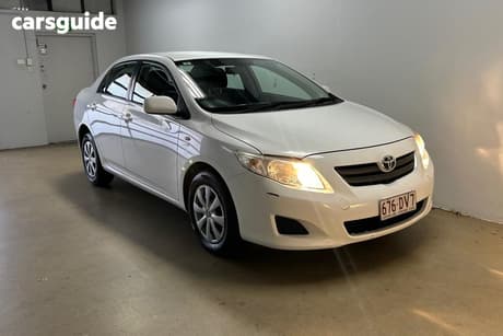 Silver 2007 Toyota Corolla Sedan Ascent