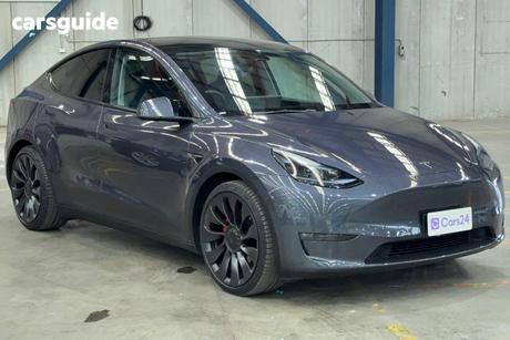 Grey 2023 Tesla Model Y Wagon Performance