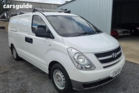 White 2014 Hyundai Iload Van