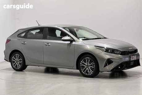 Grey 2022 Kia Cerato Hatchback Sport+