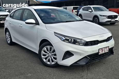 White 2021 Kia Cerato Hatchback S