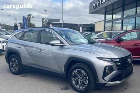 Silver 2025 Hyundai Tucson Wagon Hybrid (Fwd)