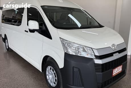 White 2023 Toyota HiAce Bus Slwb Commuter (12 Seats)