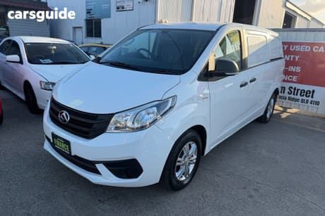 White 2023 LDV G10 Van Barn Door