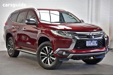 Red 2016 Mitsubishi Pajero Sport Wagon Exceed (4X4) 7 Seat