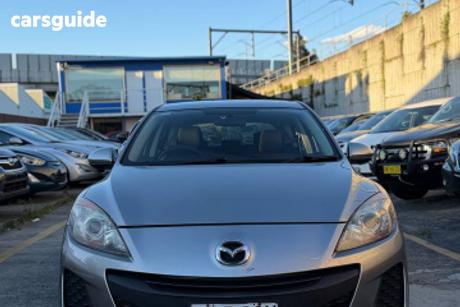 Silver 2011 Mazda 3 Hatchback Neo