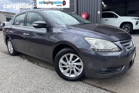 Grey 2013 Nissan Pulsar Sedan St