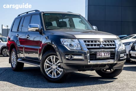 Grey 2017 Mitsubishi Pajero Wagon Gls Lwb (4X4)