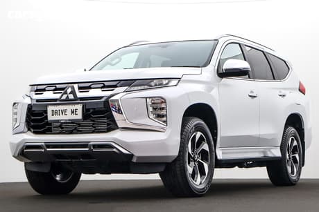 White 2024 Mitsubishi Pajero Sport Wagon Gls (4Wd) 7 Seat