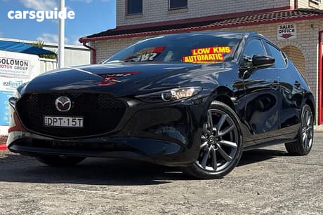 Black 2023 Mazda 3 Hatchback G20 Evolve