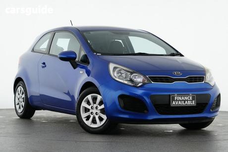 2013 Kia RIO Hatchback S