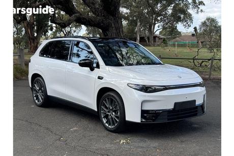 White 2025 Leapmotor C10 SUV REEV ULTRA HYBRID DESIGN R