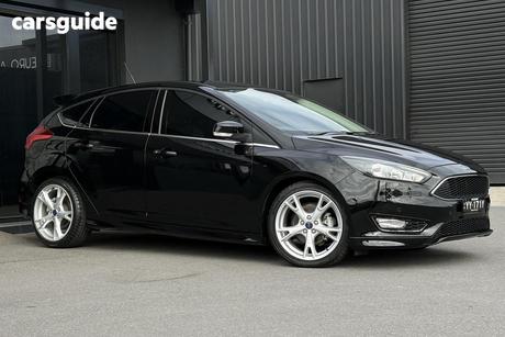 Black 2017 Ford Focus Hatchback Titanium