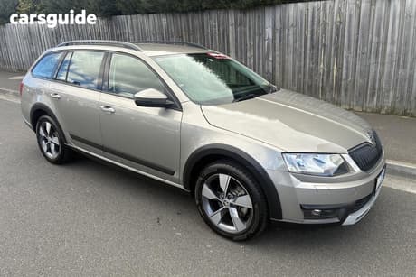 Gold 2015 Skoda Octavia Wagon Scout 110 Tdi 4X4