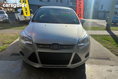 Silver 2013 Ford Focus Sedan Ambiente