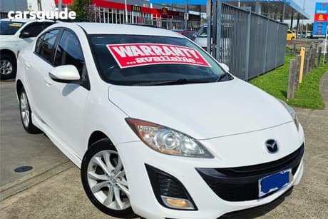 White 2010 Mazda 3 Sedan Sp25