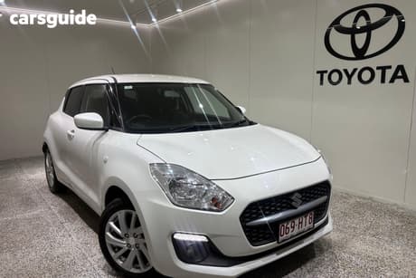 White 2023 Suzuki Swift Hatchback Gl Navi