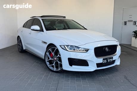 White 2016 Jaguar XE Sedan S