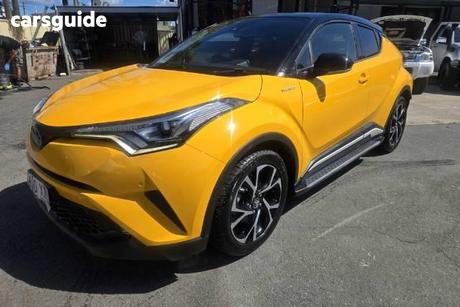 Yellow 2017 Toyota C-HR SUV NGX50R