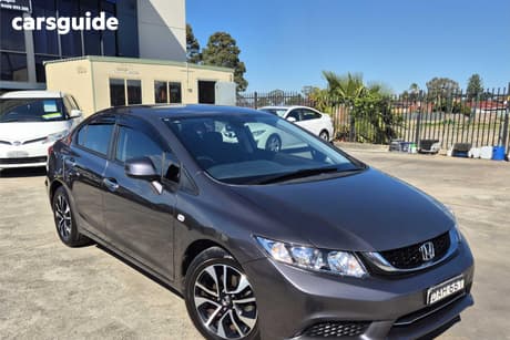 Grey 2015 Honda Civic Sedan Vti-S