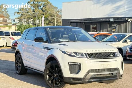 White 2015 Land Rover Range Rover Evoque SUV TD4 180 HSE 4X4