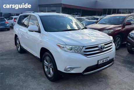 White 2012 Toyota Kluger Wagon Kx-S (Fwd)
