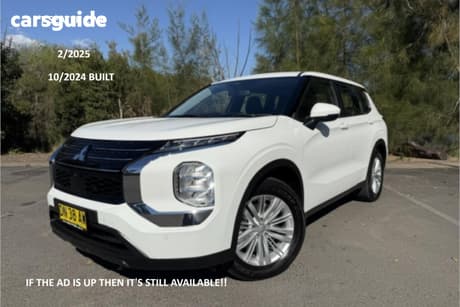White 2024 Mitsubishi Outlander Wagon Es 5 Seat (2Wd)