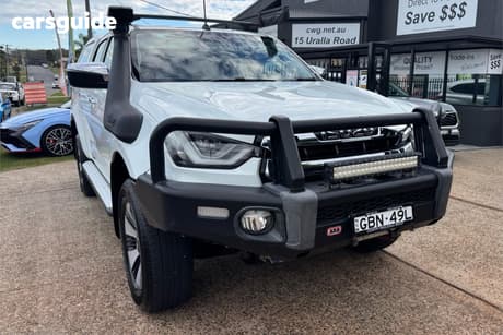White 2021 Isuzu D-MAX Crew Cab Utility Ls-U (4X4)