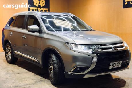 Grey 2015 Mitsubishi Outlander Wagon Ls (4X4)