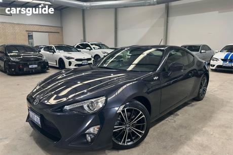 Grey 2013 Toyota 86 Coupe Gts