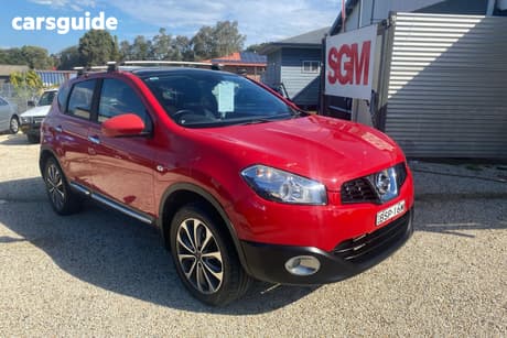 Red 2010 Nissan Dualis SUV TI (4X2) J10 SERIES II