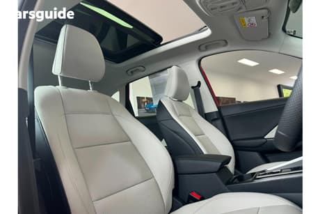 White 2026 MG ZS Wagon Essence Turbo