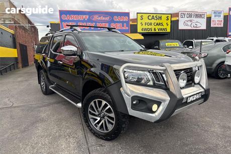 Black 2019 Nissan Navara Dual Cab Pick-up St-X (4X4)