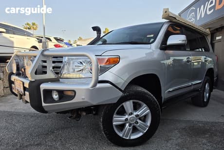 Silver 2012 Toyota Landcruiser Wagon Sahara (4X4)