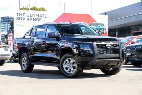 Black 2026 Nissan Navara Dual Cab Pick-up St (4X4)