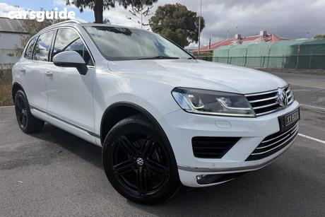 White 2015 Volkswagen Touareg Wagon V6 Tdi