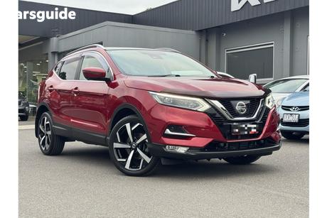 Red 2018 Nissan Qashqai Wagon N-Tec