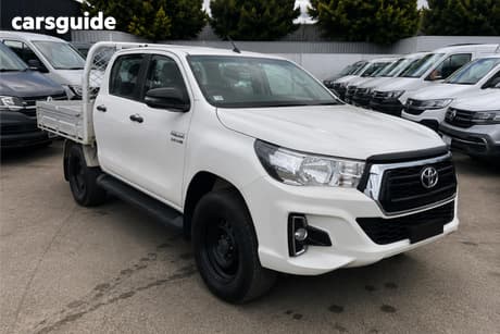 White 2020 Toyota Hilux Double Cab Pick Up Sr (4X4)