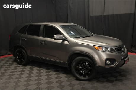 Silver 2010 Kia Sorento Wagon Si (4X2)