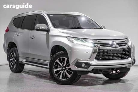Silver 2018 Mitsubishi Pajero Sport Wagon Exceed (4X4) 7 Seat